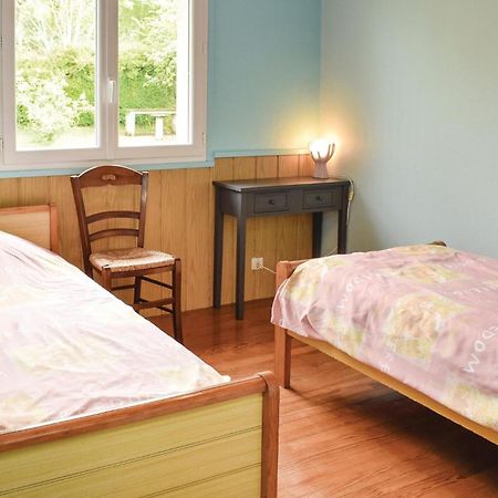 Holiday Home In Montsernelle Lithaire Zewnętrze zdjęcie