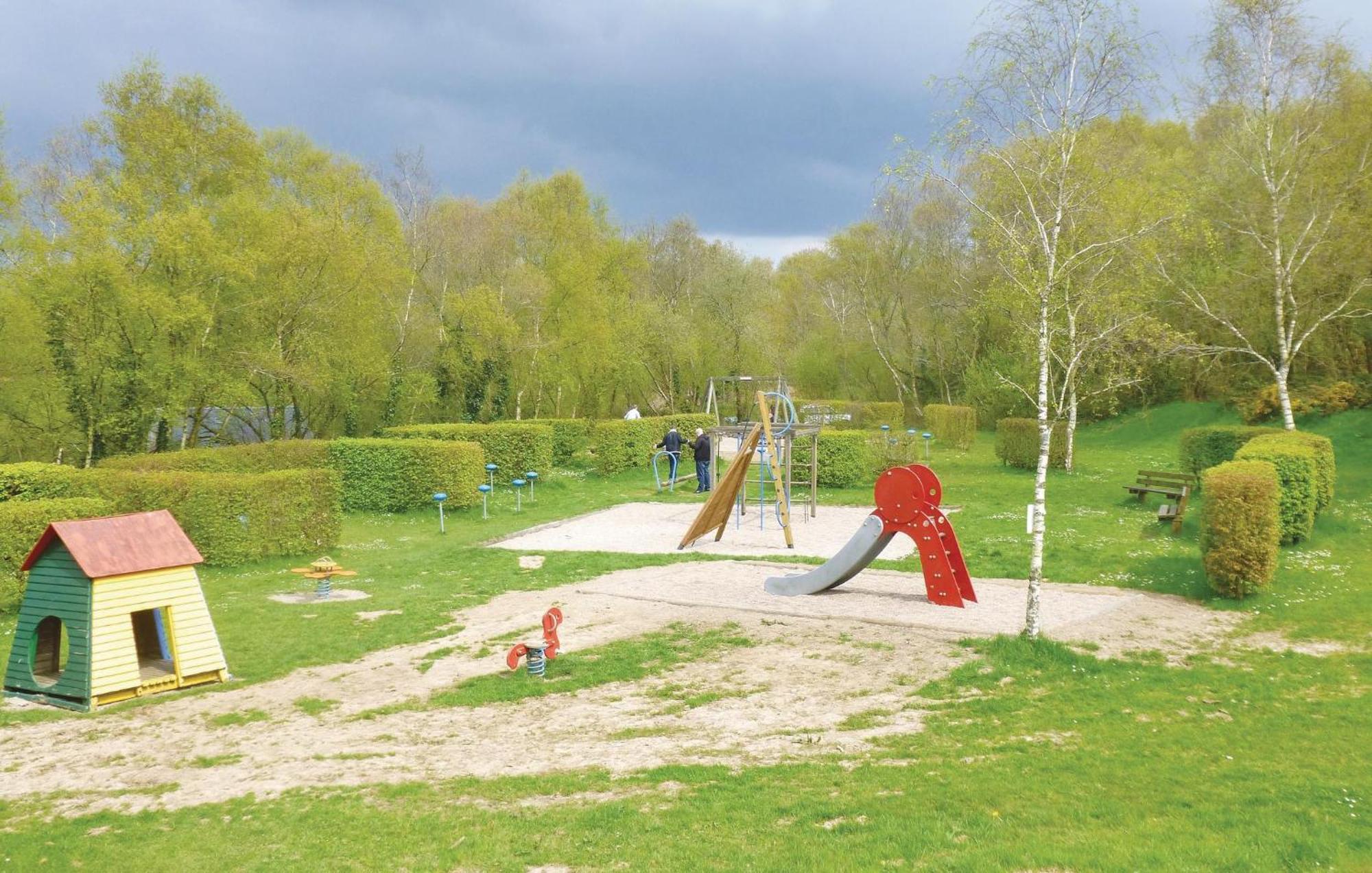 Holiday Home In Montsernelle Lithaire Zewnętrze zdjęcie